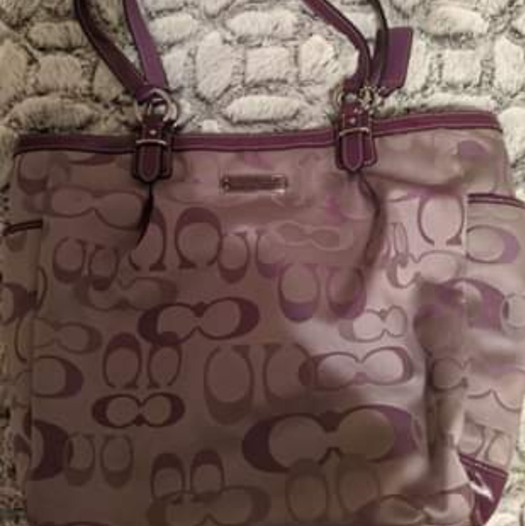 Coach purse - Picture 1 of 6